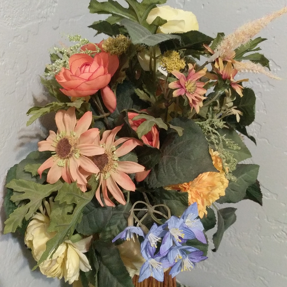 Spring Flower Bouquet with Yellow Ribbon - Picture 5 of 16